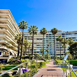 Agence Des Résidences - Privés Du Grand - Standard , Cannes Francia